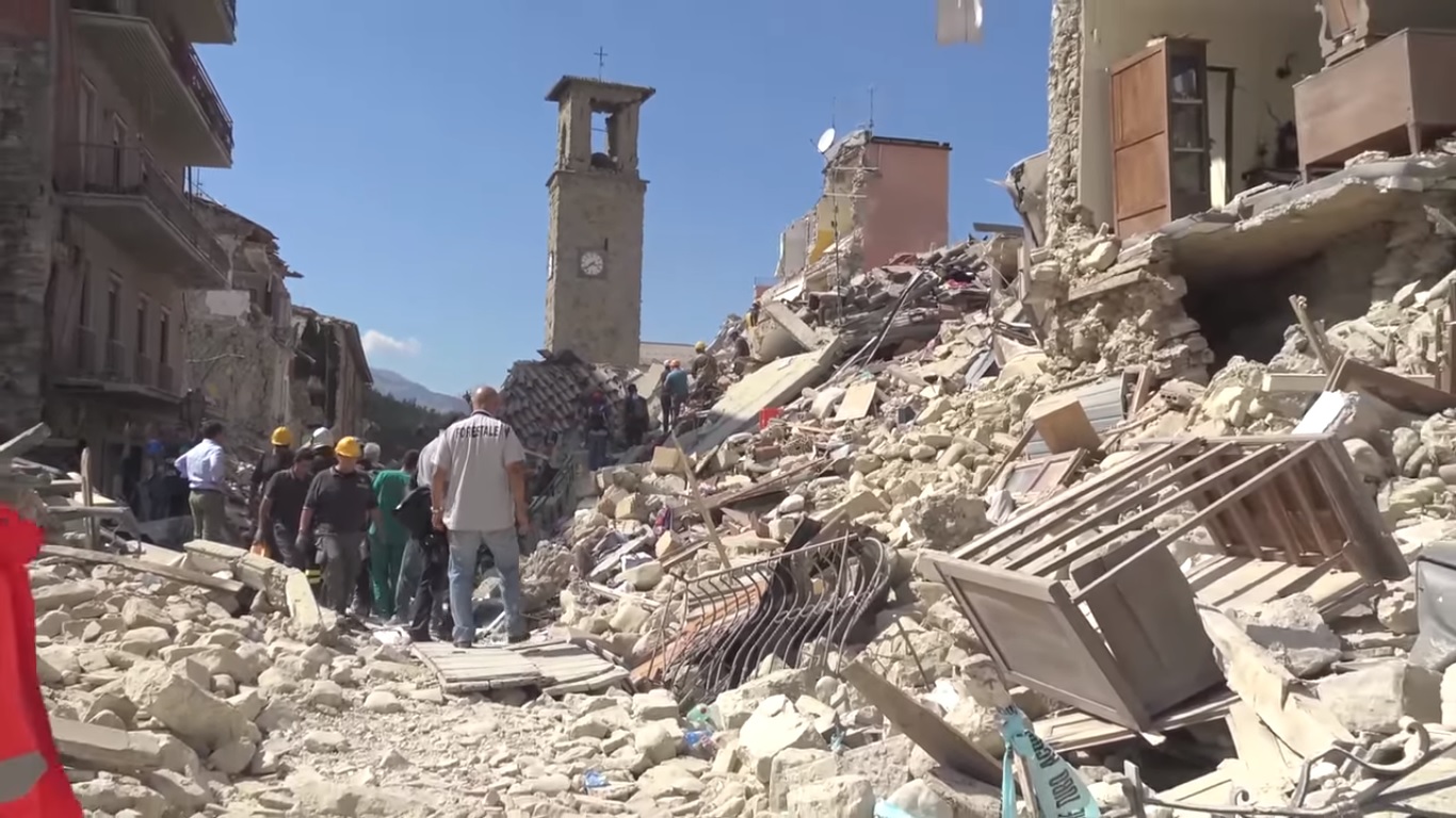 2016_Amatrice_earthquake.jpg