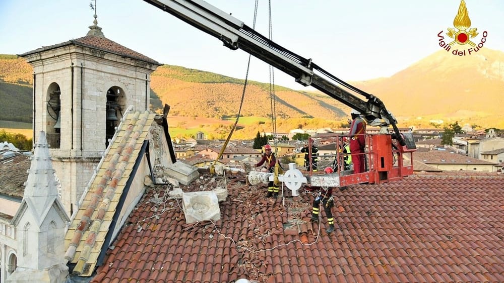 Terremoto_centro_italia_2016_norcia.jpg