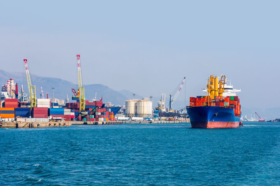 Il porto di Genova è rimasto senza testa, difficile guardare al futuro per il più grande scalo italiano