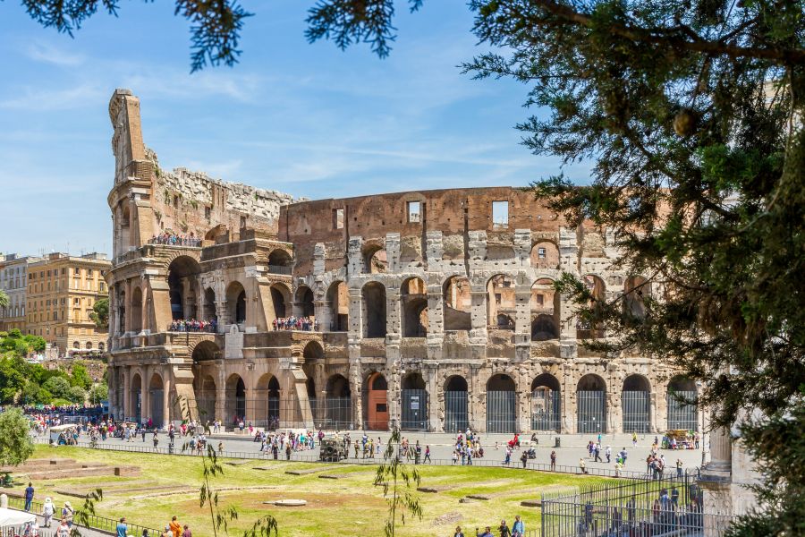 Cosa (non) sappiamo sulla ripartenza del turismo in Italia